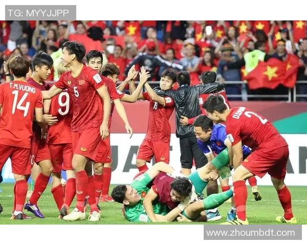 成都网球队在钻石联赛中的默契配合与战术执行分析